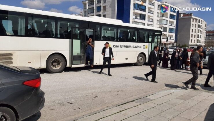 AKP’nin temayül yoklamasında belediyenin otobüslerini kullanmasına İYİ Parti’den tepki