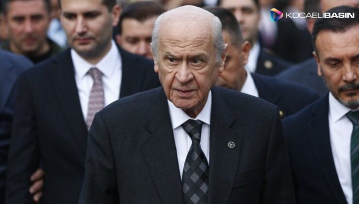 Bahçeli partileri karıştırdı: MHP’nin yedek lastiği Yeşil Sol Parti…