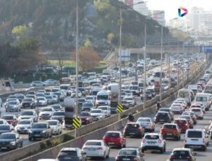 Bayram tatili bitti, İstanbul’da trafik yoğunluğu başladı