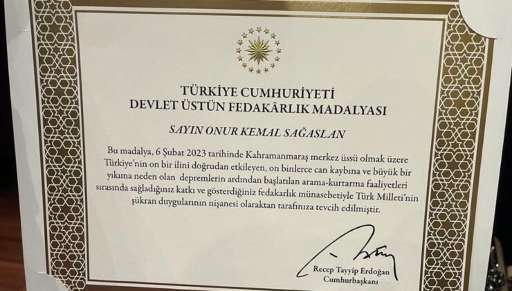 Bilecik Belediyesi İtfaiye Çalışanlarına Devlet Üstün Fedakarlık Madalyası Verildi