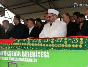 Kaya düşen araçta ölen öğretmenlere veda