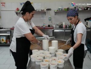 Mersin Büyükşehir’in Depremzelerle Paylaştığı Yemek Sayısı 2 Milyonu Aştı