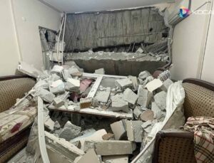 Sitenin istinat duvarı çöktü: 32 daire boşaltıldı