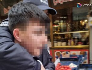 Kılıçdaroğlu’nun içinde olduğu seçim otobüsüne taşlı saldırı