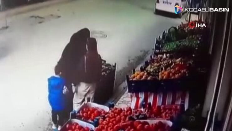 Markette alışveriş yapan kadınlara saldırdı… O anlar kamerada