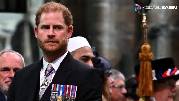 Prens Harry saraydan halkı selamlamaya katılmadı