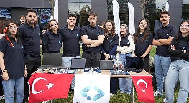 75 Öğrenci Kulübünün Yer Aldığı İstinye Üniversitesi Kulüpler Fuarı, Binlerce Öğrencinin Yoğun İlgisiyle Karşılaştı