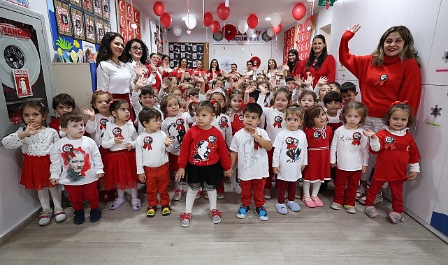 Bakırköylü Çocuklar Cumhuriyet’in 101. Yılını Kutladı