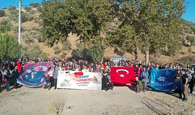 Başkan Çerçioglu, Aydınlıları Cumhuriyet’in 101. Yılında Trekking Etkinliğinde Buluşturdu