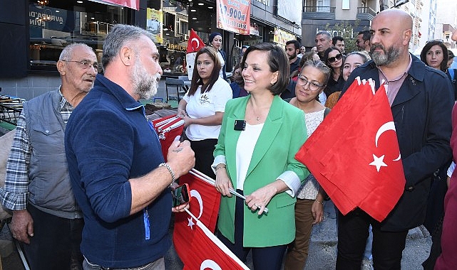 Başkan Helil Kınay “Bayraklarımızı asalım, Cumhuriyetimizi Karabağlarda yakışır güzellikte kutlayalım”