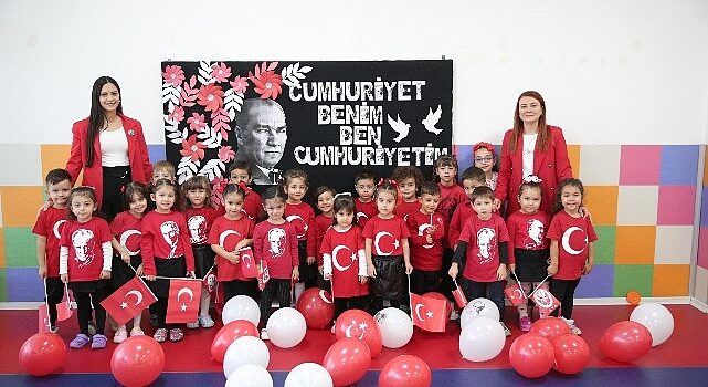 Başkan Mutlu miniklerin bayram coşkusuna ortak oldu