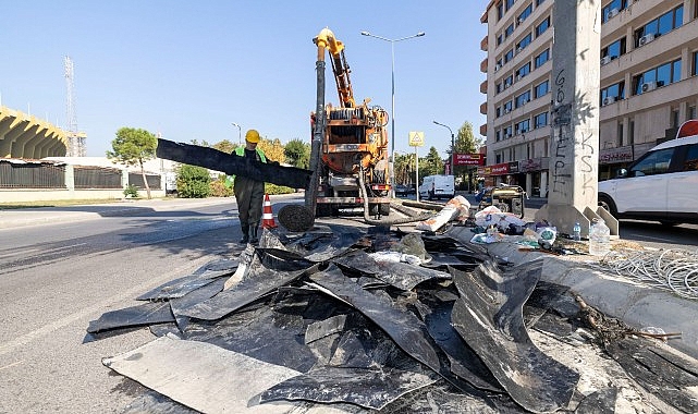 Büyük Kanal’da temizlik harekâtı