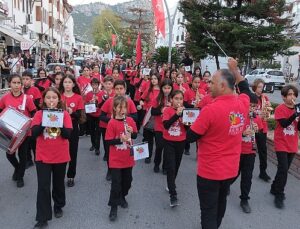 Dünya Bocce Şampiyonası kortej yürüyüşü ile başladı