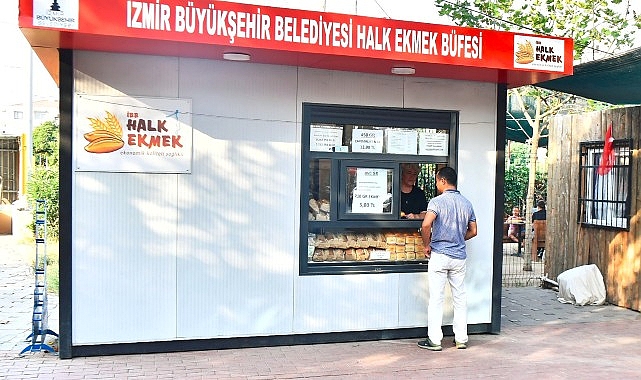 İzmir’de yurttaşın imdadına Halk Ekmek yetişiyor