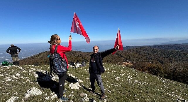 Kartepe’nin zirvesinde Cumhuriyet coşkusu