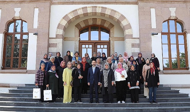 Konya Büyükşehir “Dünya Kadın Çiftçiler Günü”nde Kadın Çiftçileri Buluşturdu