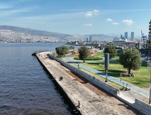 Kordon’da deniz taşkınlarını önlemek için yoğun tempo