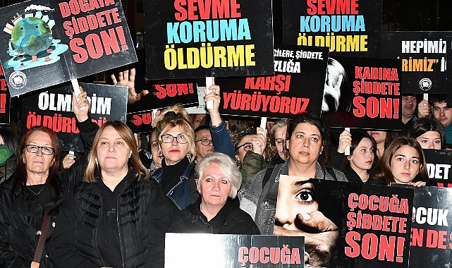 Lüleburgaz’da ‘şiddete son’ yürüyüşü