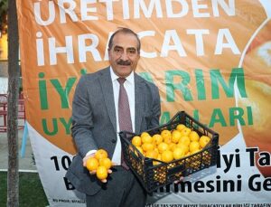 Satsuma mandalina yüklü TIR’lar ihracata yolcu edildi