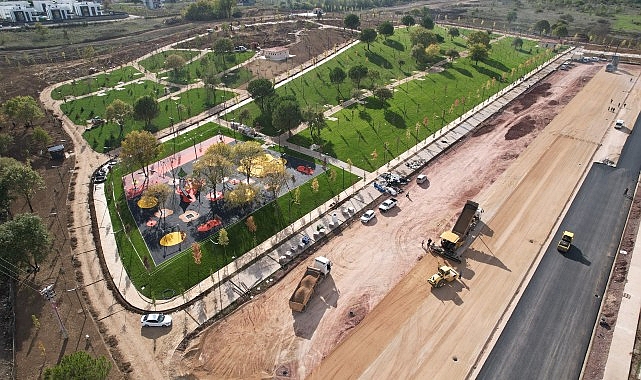 Başiskele Millet Bahçesi gün sayıyor;  Mahmut Çavuş Caddesi trafiğe açıldı