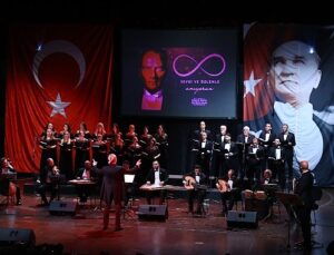 Büyük Önder Atatürk, sevdiği şarkılarla ‘HASRET’le anıldı