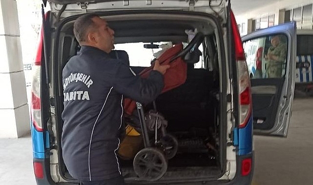 Büyükşehir’in Zabıta Ekiplerinden Küçük Çocuğa Hızlı Müdahale