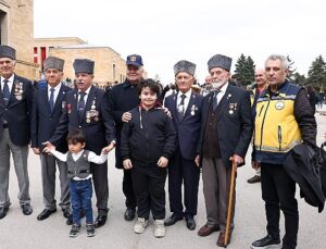 Çankaya Belediyesi, Kore Gazisini Ata’nın Huzuruna Götürdü