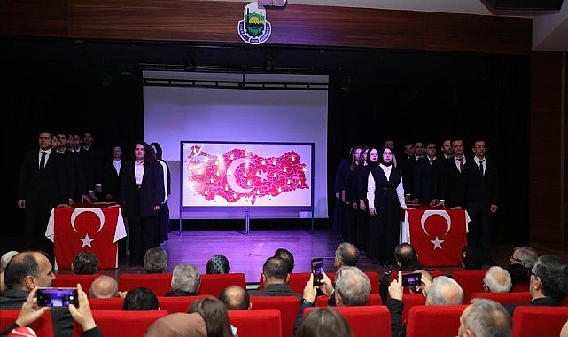 İnegöl’de 24 Kasım Öğretmenler Günü Törenlerle Kutlandı