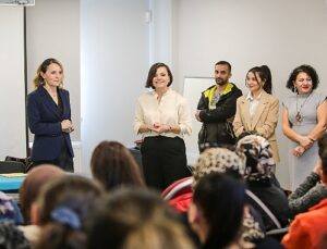 Karabağlar Çalıkuşu Semt Merkezi’nde çocuklar ve aileleri için bilinçlendirme etkinlikleri düzenlendi