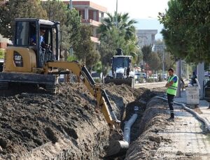 Kınık ve Ova’da 40 yıllık içme suyu hattı yenileniyor