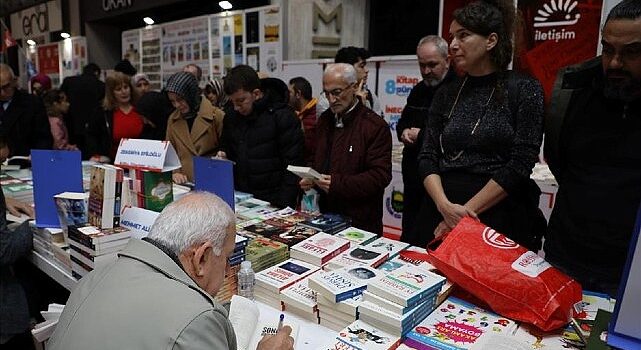 Kitap Fuarında Son 4 Günde 50 Yazar İnegöllülerle Buluşacak