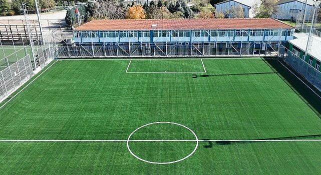 Vinsan’da yeni futbol sahası gün sayıyor