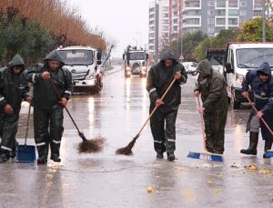 Aydın Büyükşehir Belediyesi Ve ASKİ Tam Kadro Sahada