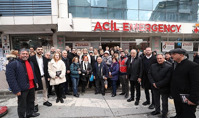 Başkan Ovalıoğlu Esenyurt’ta demokrasi nöbeti tuttu