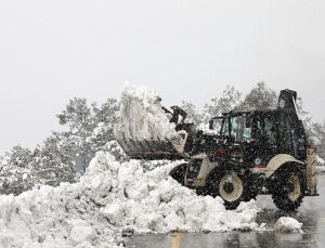 Beyaza Bürünen Muğla’da Yollar Ulaşıma Açıldı