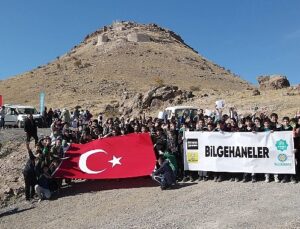 Bilgehanelerin 8. Sınıf Öğrencileri Takkeli Dağ’da Zirve Yolculuğu Deneyimi Yaşadı