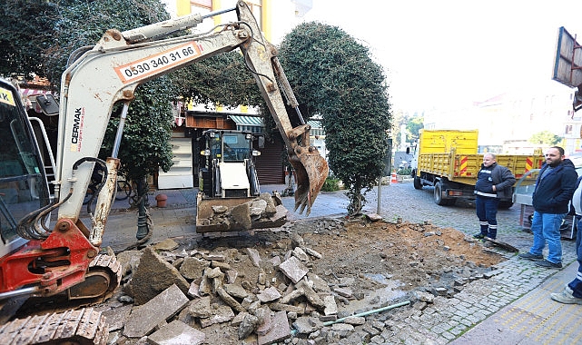 Çarşıda değişim zamanı: Efes Selçuk’ta doğal gaz ve altyapı çalışmaları başladı