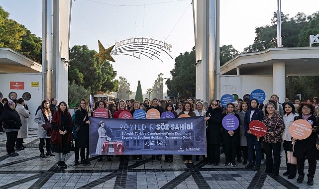 İzmir’in “seçilmiş kadınları” sahada