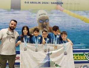 Kartepe Belediyespor Yüzme Takımından Tarihi Zafer