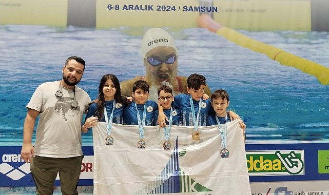 Kartepe Belediyespor Yüzme Takımından Tarihi Zafer