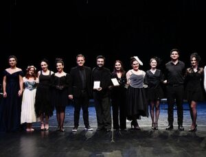 Lüleburgaz’da ‘Ahh Şu Opera’ sahnelendi