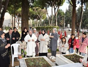 Manisa Şehidini Andı