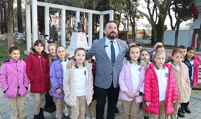 Ödemişli Başbakan, ölüm yıl dönümünde memleketinde anıldı