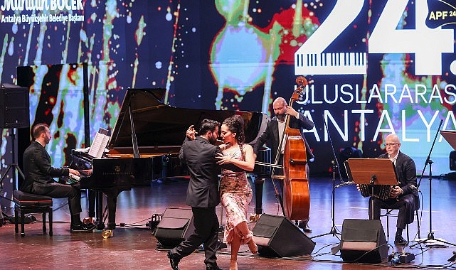 Piyano Festivali’nde tango rüzgarı esti