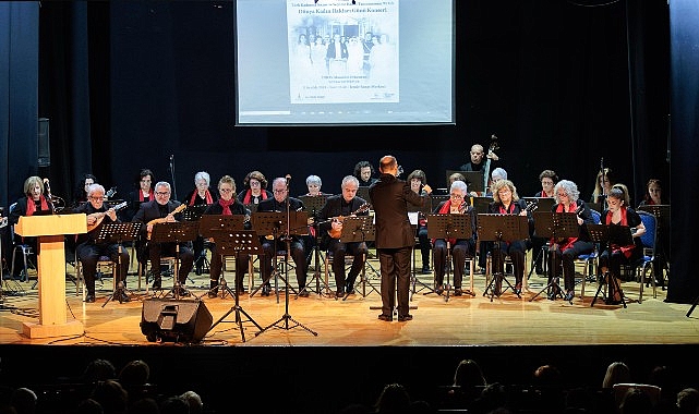 Türk kadınının gurur gününde muhteşem konser