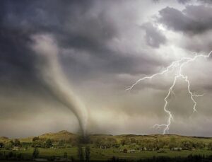 10 Bölümlük ‘Kıyamet Havaları’ 12 Ocak Pazar 22.00’de National Geographic Ekranlarında Başlıyor!