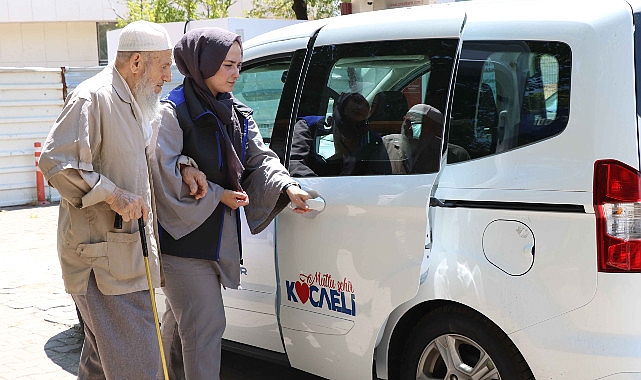 Büyükşehir’den yalnızlığı unutturan hizmetler