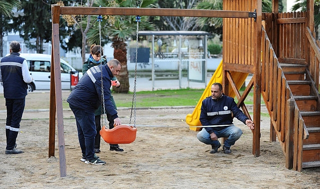 Karşıyaka’nın parkları artık daha güvenli