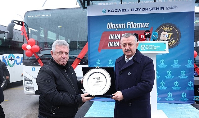 Başkan Büyükakın öncülüğünde şehre değer katan bir adım daha Büyükşehir’den ulaşıma 27 yeni otobüs