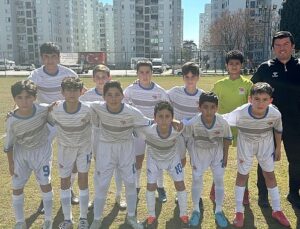 Kemerli gençler bir puanı 3 golle aldı